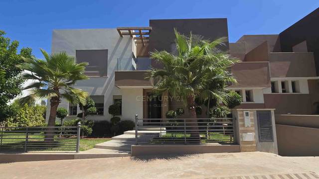 Ville moderne en location