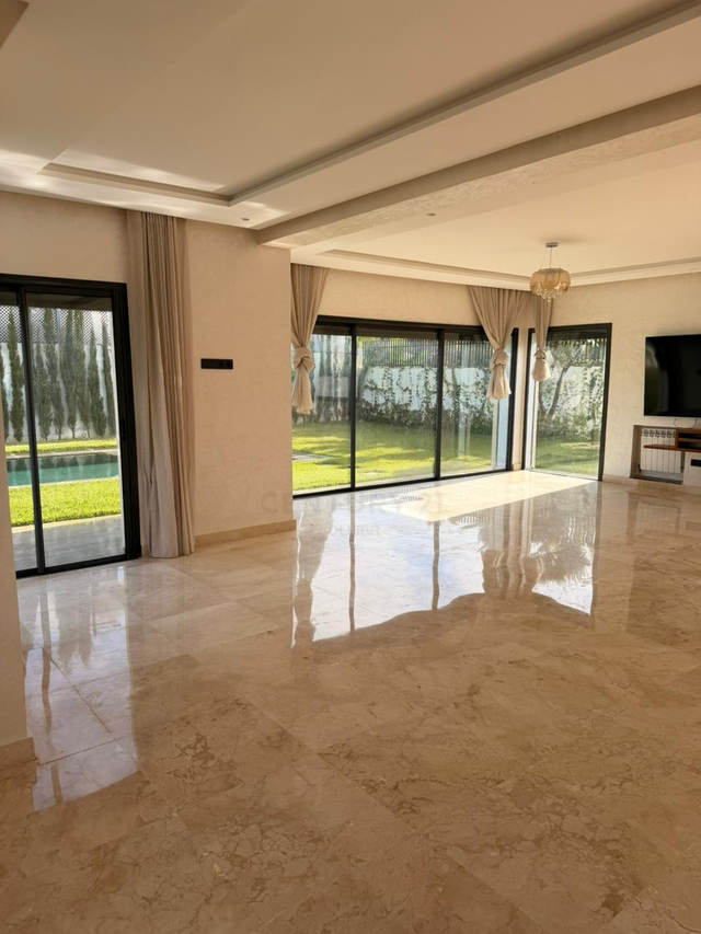 Villa de Luxe à Vendre ou Louer - Rihab Garden, Ville Verte