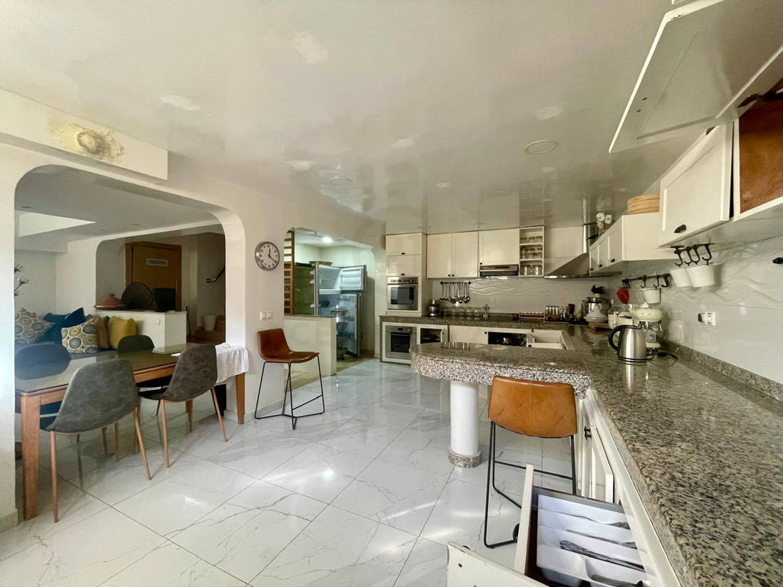 VILLA PAVILLONNAIRE D'EXCEPTION À VENDRE - Résidence DAR EL KENZ - Dar Bouazza - image 1