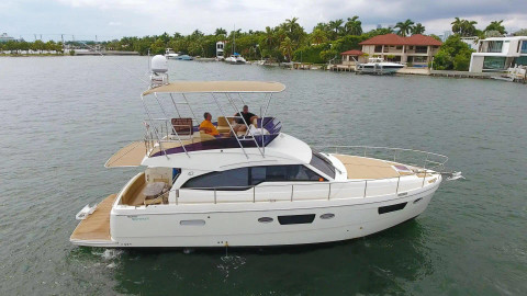 flybridge yacht usato