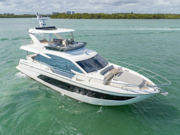 flybridge yacht usato