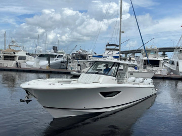 boat yard yacht sales