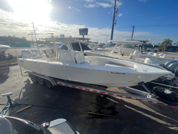 Surplus (2) Sun Dolphin Pro 102 Fishing Boats in Chambersburg,  Pennsylvania, United States (GovPlanet Item #10883462)