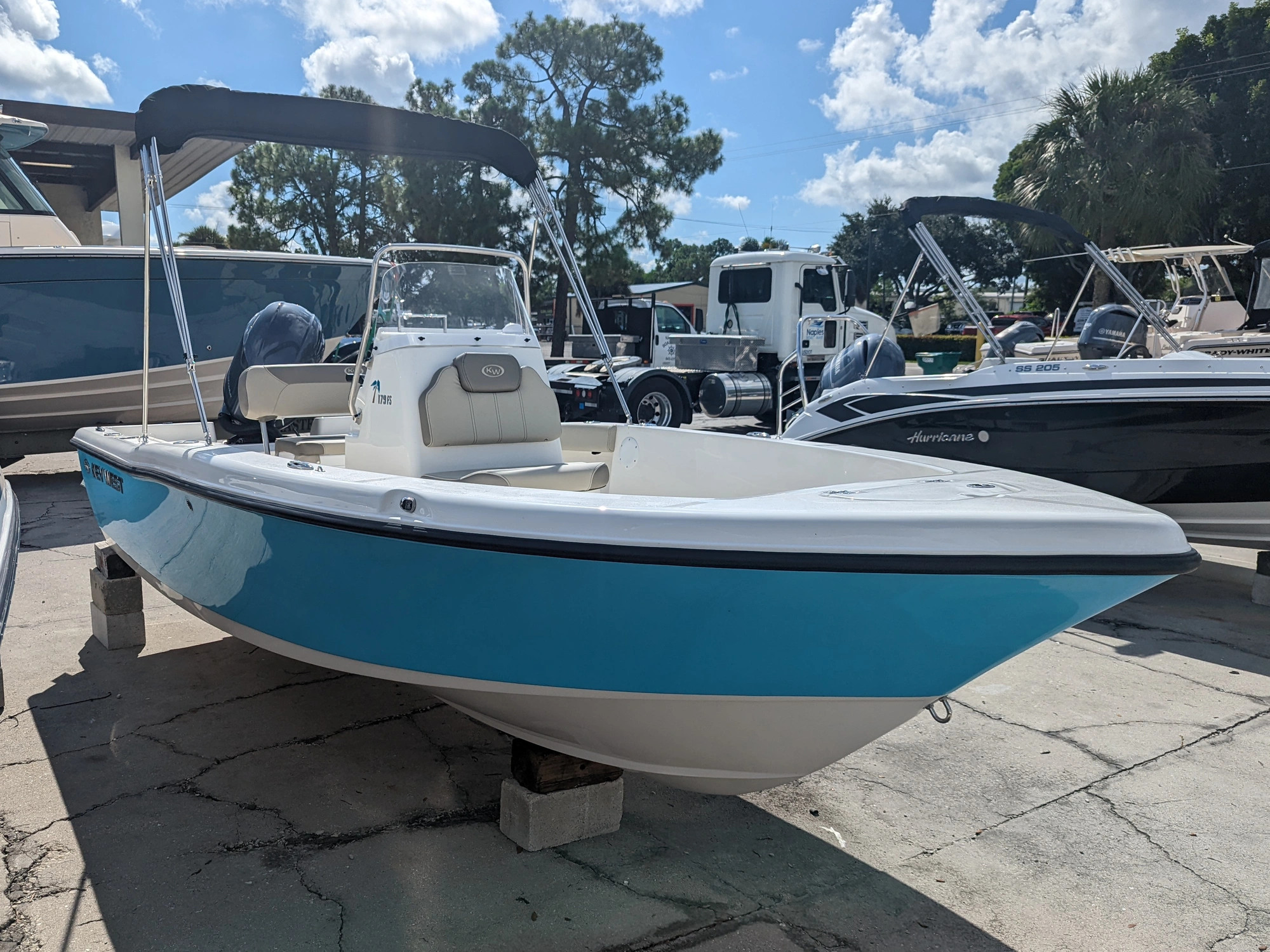 naples-boat-mart-your-grady-white-hurricane-key-west-boat-dealer