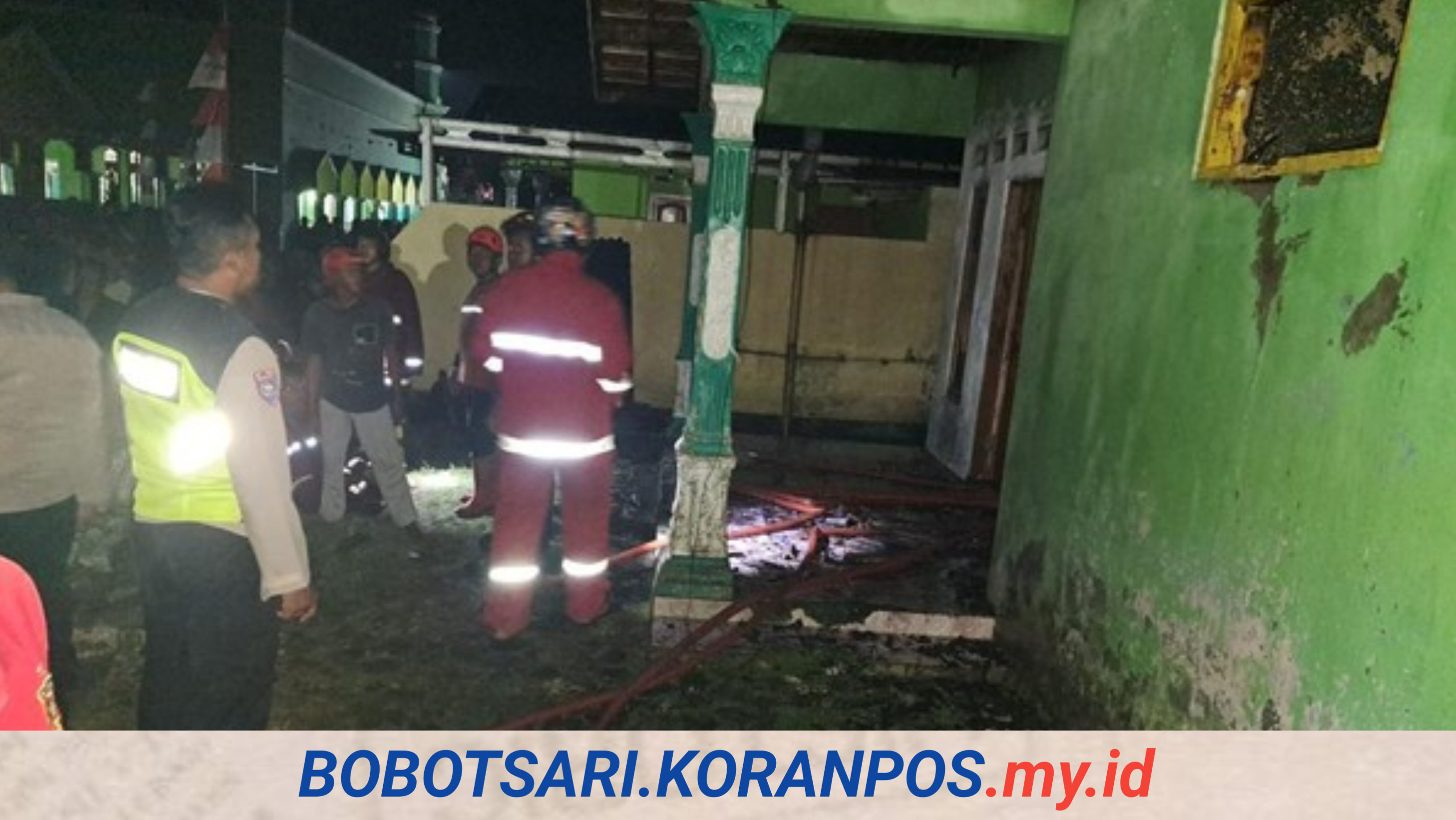 Kondisi sisa puing bangunan rumah yang hangus terbakar di Dusun Dawuhan, Desa Pakuncen, Kecamatan Bobotsari akibat aksi pembakaran oleh anak kandung sendiri.