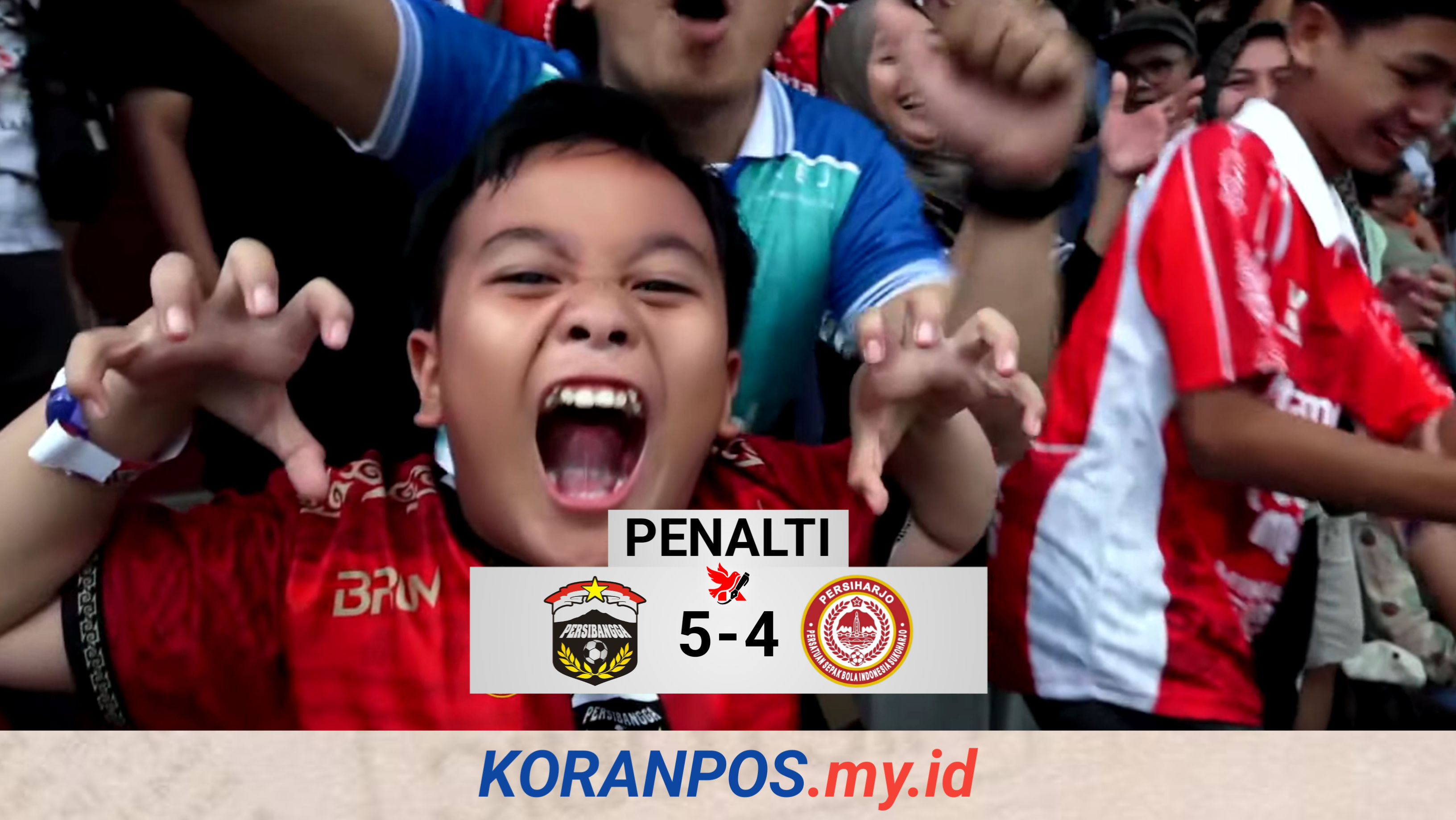 Luapan euforia pendukung Laskar Soedirman yang tumpah ruah merayakan kemenangan dramatis Persibangga untuk mengamankan tiket final.