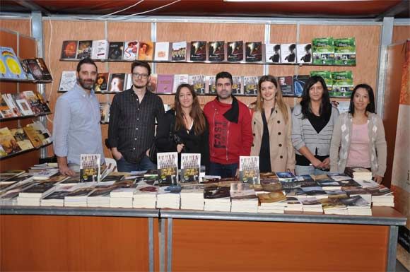 44ο Φεστιβάλ Βιβλίου, Ζάππειο, Εννέα εγκλήματα αναζητούν δολοφόνο, Συλλογικό έργο, Εκδόσεις iWrite