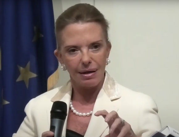 Το φως μέσα μας, Μισέλ Ομπάμα, Michelle Obama, εκδόσεις Athens Bookstore Publications