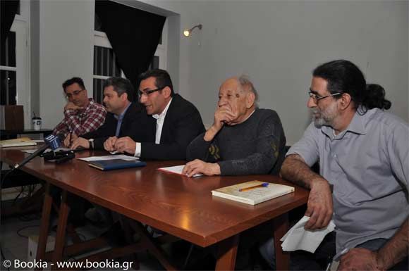 Βασίλης Δαλκαβούκης, Γράφοντας ανάμεσα, εκδόσεις Επίκεντρο