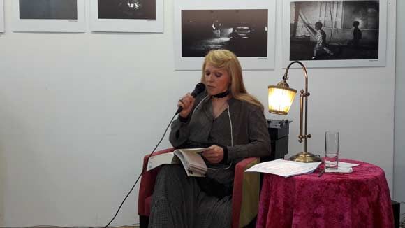 Θόδωρος Δεύτος, Είμαι πολίτισσα, τζάνουμ!, εκδόσεις Ωκεανός