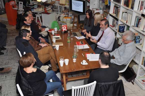 Η εθνικιστική λύση της Χρυσής Αυγής, Σοφία Βασιλοπούλου, Δάφνη Χαλικιοπούλου, Επίκεντρο