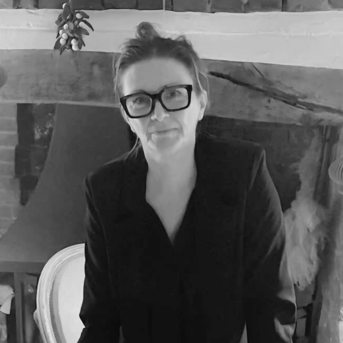 **Thursdays**

Ruth Signature treatment is the Rock Rose Beauty Facial. Over the years she had developed a Lifting Facial massage techniques, focusing on the lymphatic system, and facial structure.