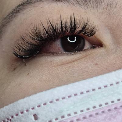 Feathered (Wispy) Lash Set