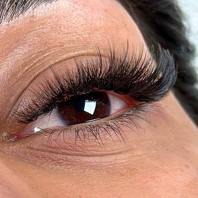 Feathered (Wispy) Soft Volume Lash Set