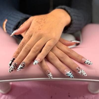 Gel - X, Tier 2 Nail Art