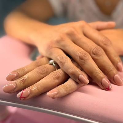 BIAB, Tier 1 Nail Art