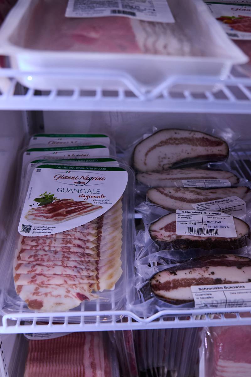 Guanciale w delikatesach bosco