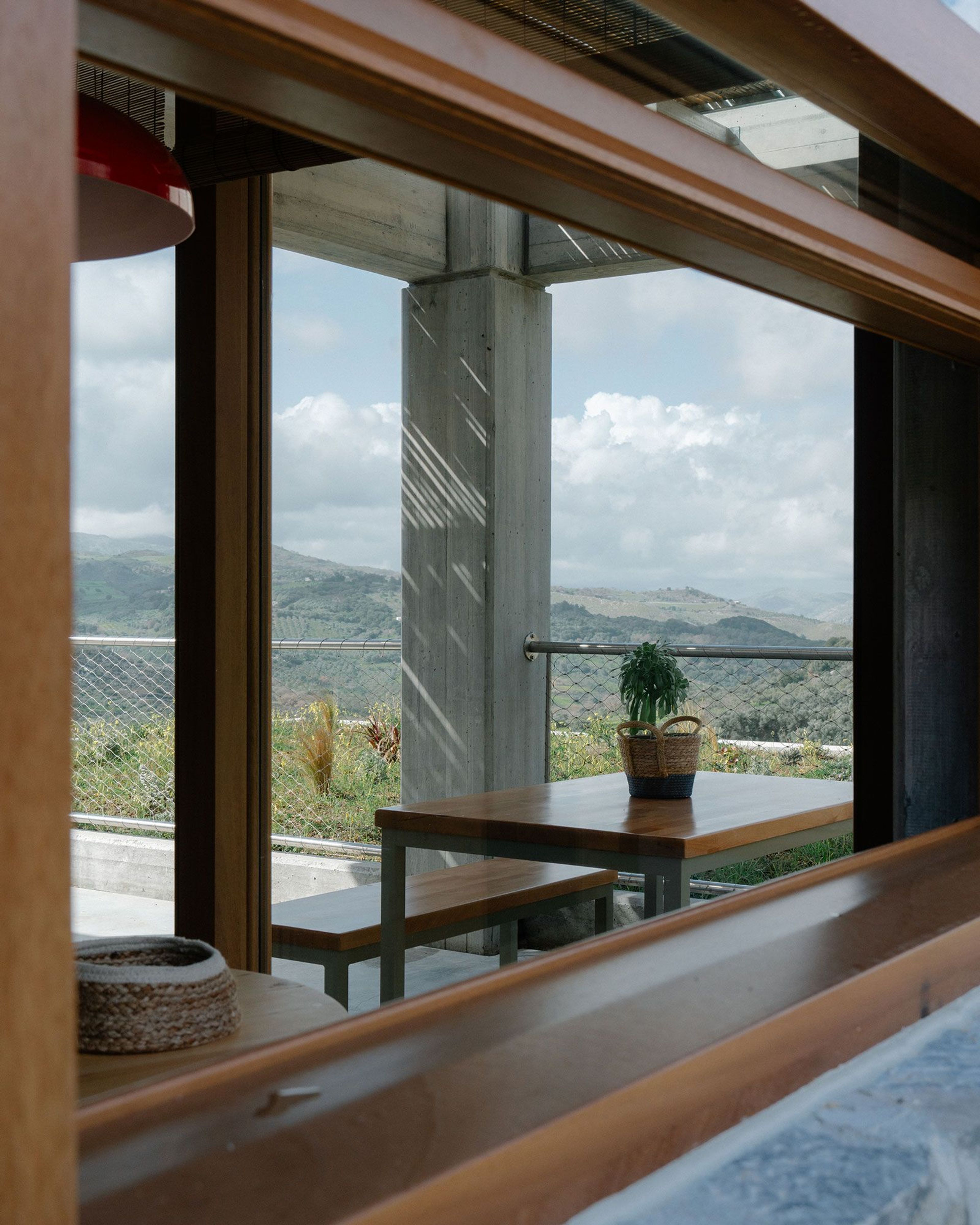 Meraki Studios

Photo: Kkrom