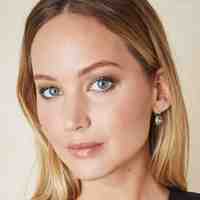 Дженніфер Лоренс