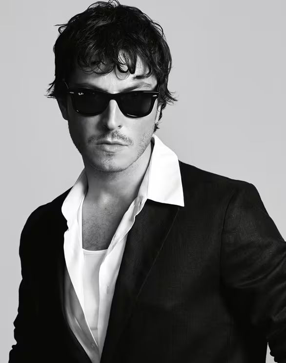 Erkek Güneş Gözlüğü Modelleri - Prada, Emporio Armani, Versace