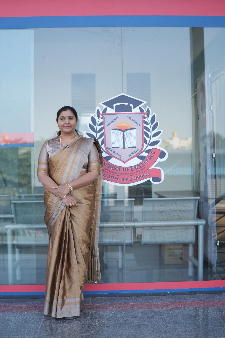 icon-school-of-excellence-school-operations-manager