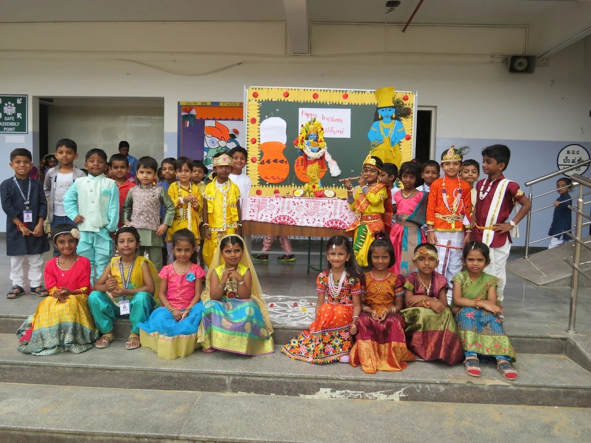 icon-school-of-excellence-sri-krishna-2