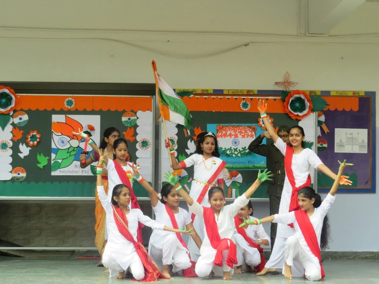 icon-school-of-excellence-independence-day