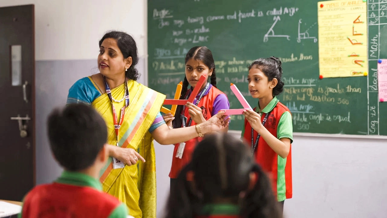 icon-school-of-excellence-mathematics-lab