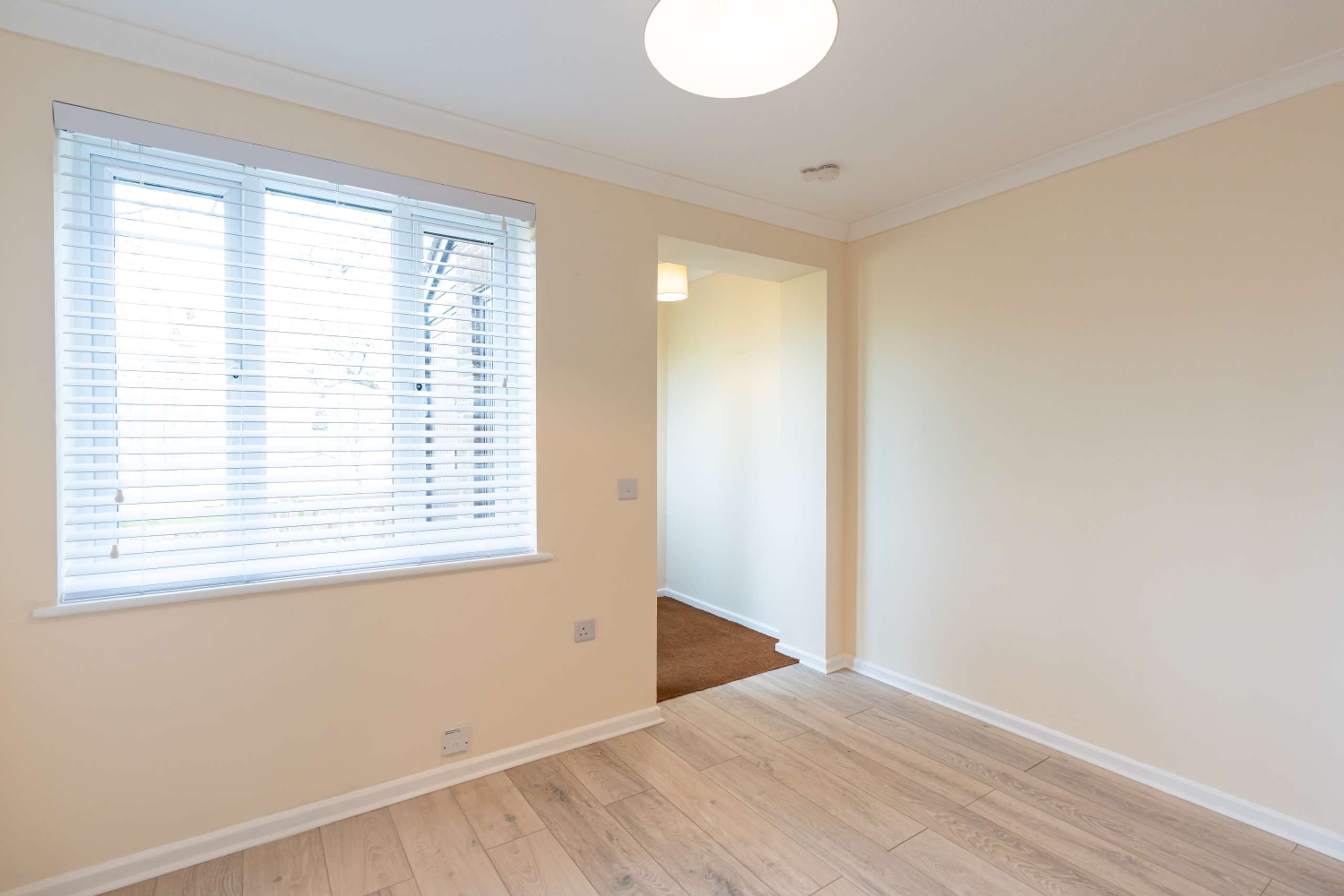 7 Levery Close-04569