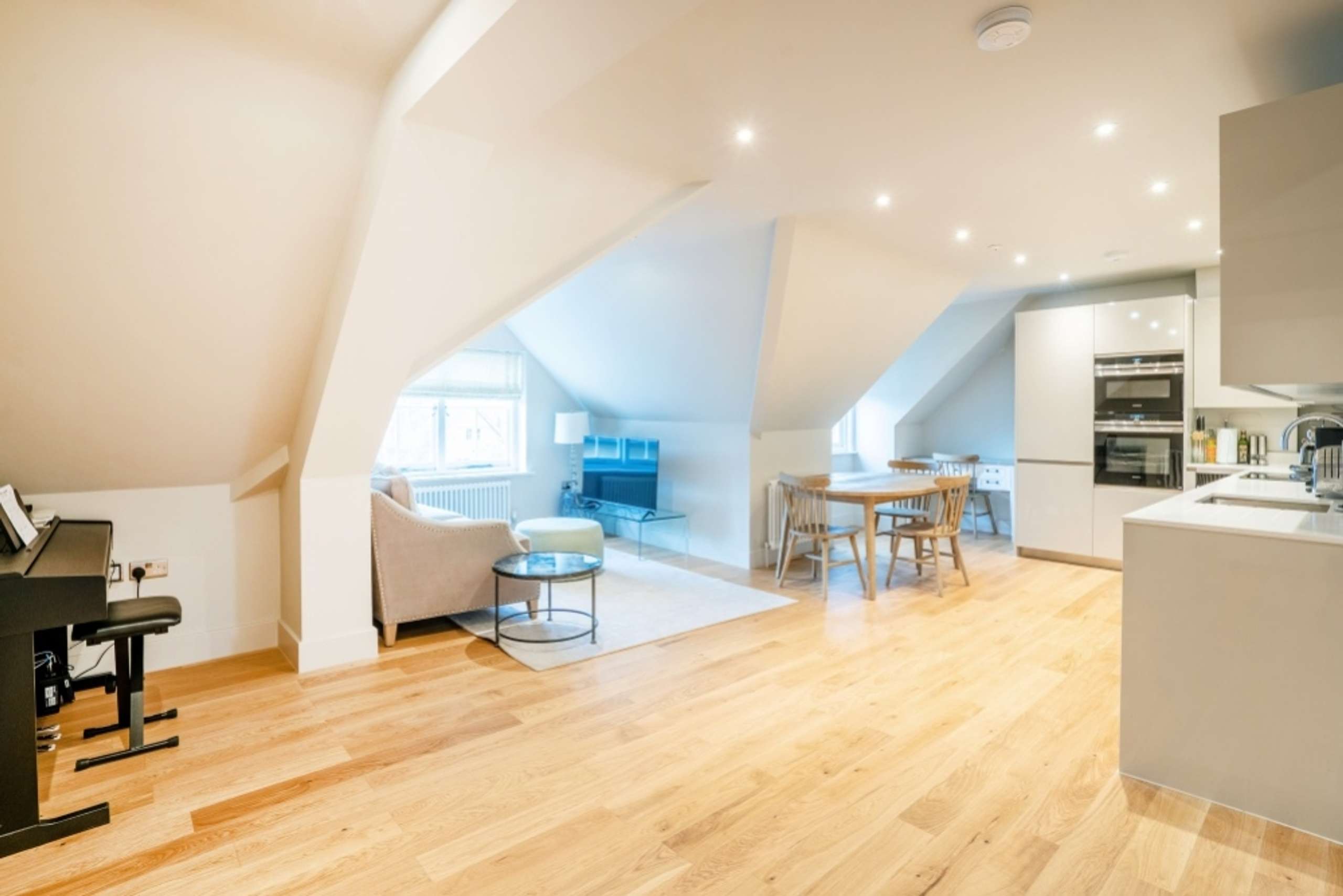 Kitchen living area 