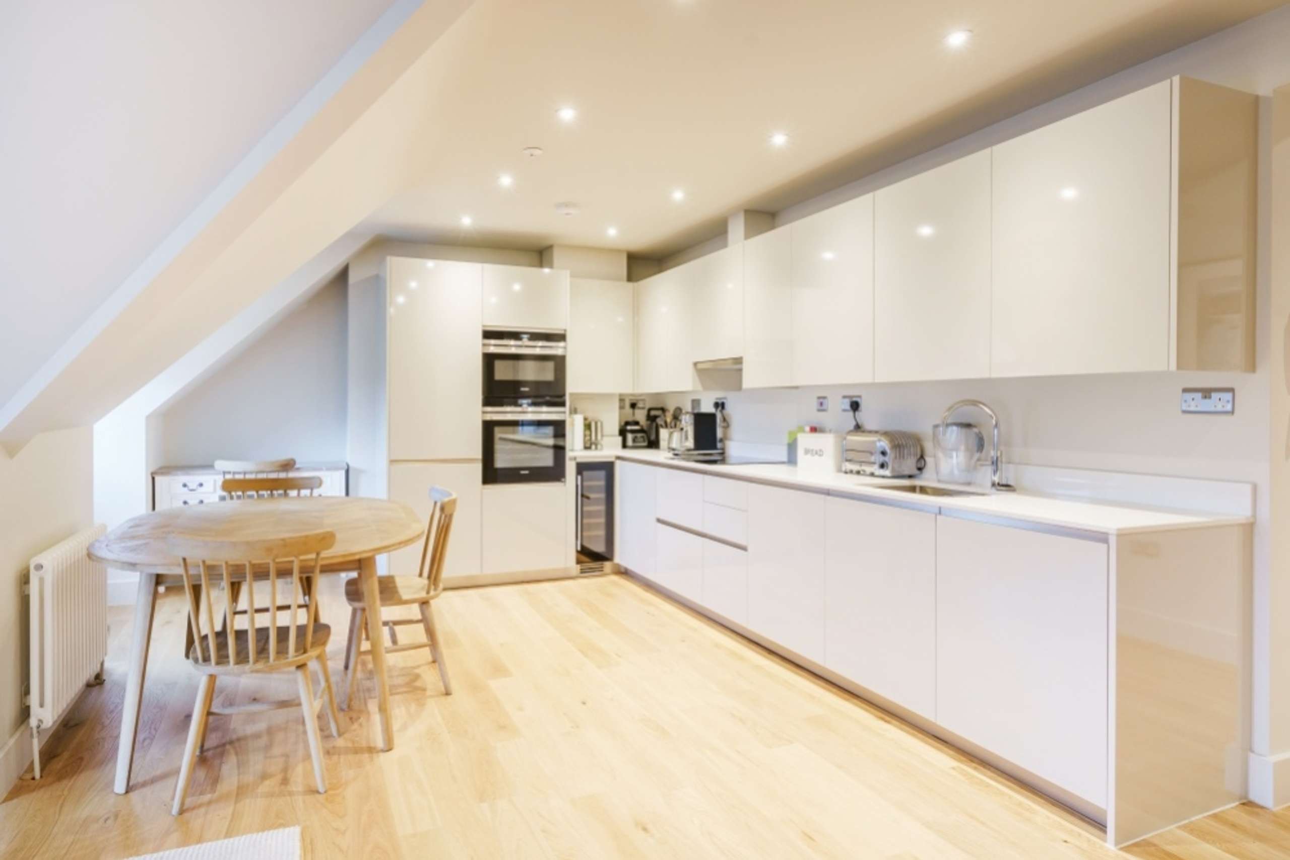 Kitchen living area 