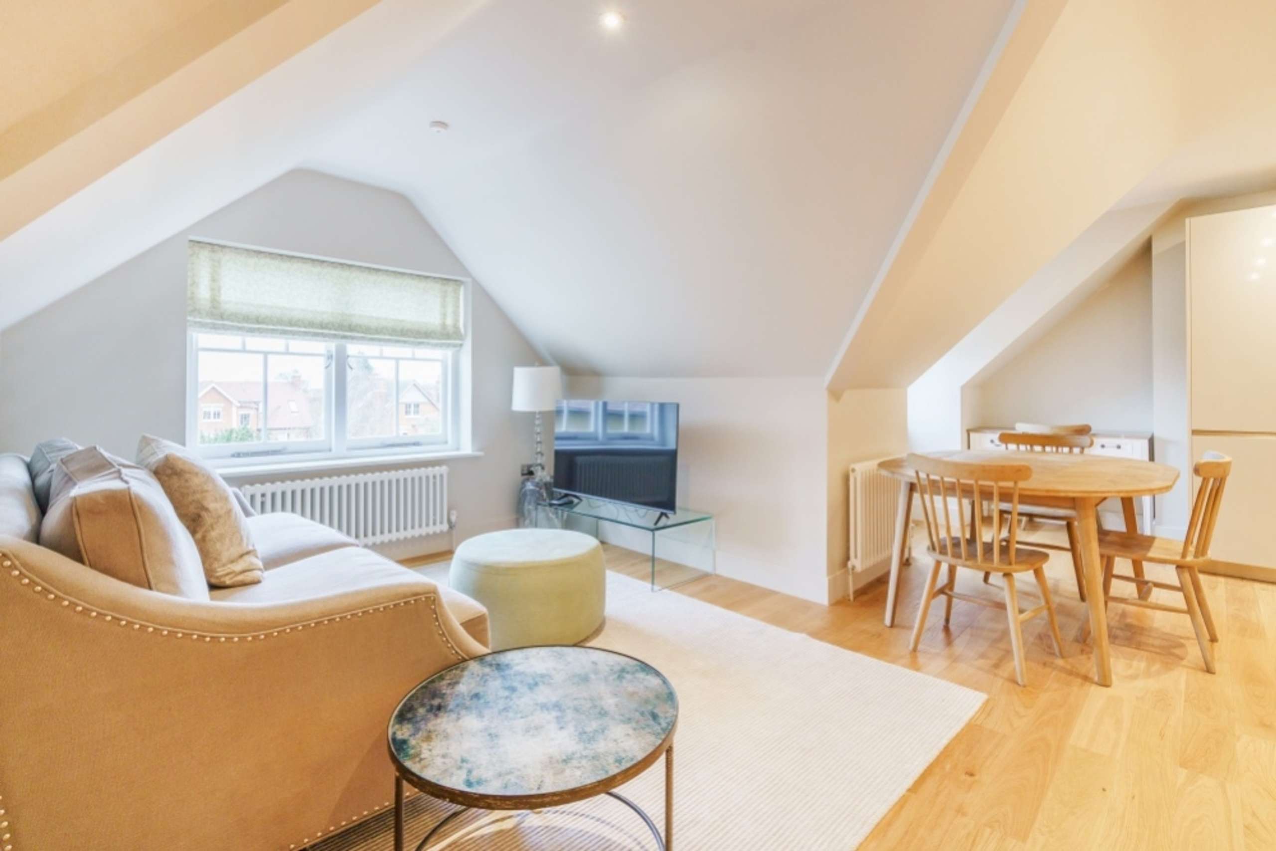 Kitchen living area 