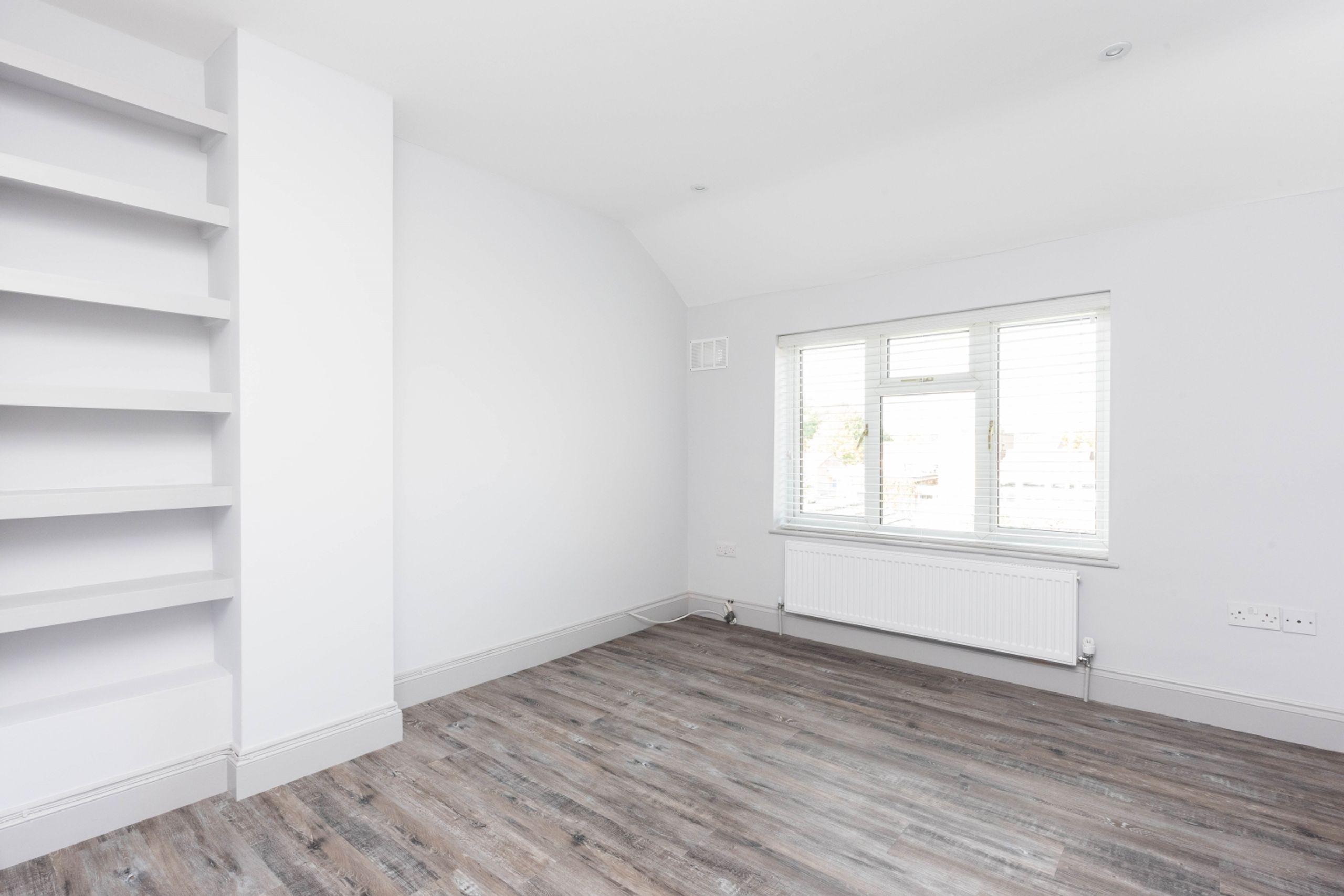 Flat B 99 Copse Lane High-3