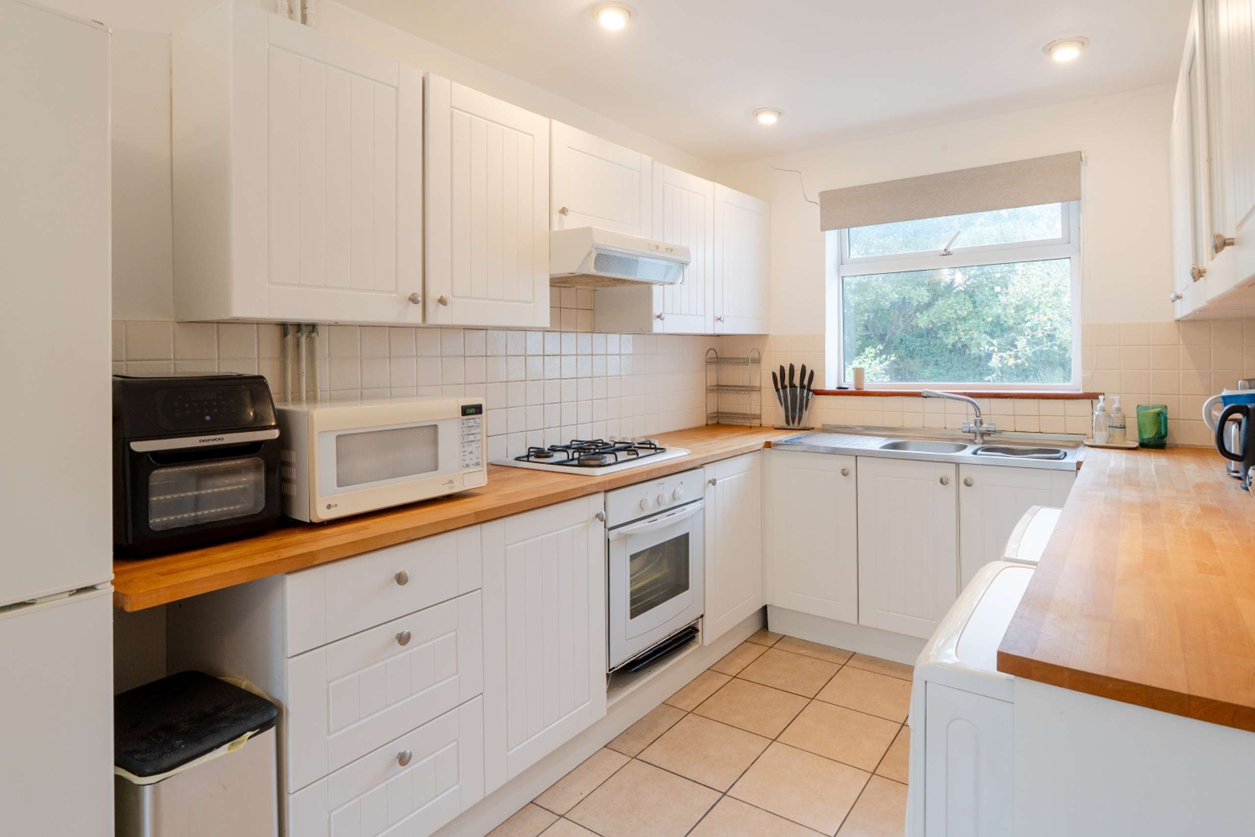 11 Churchill Place-08873