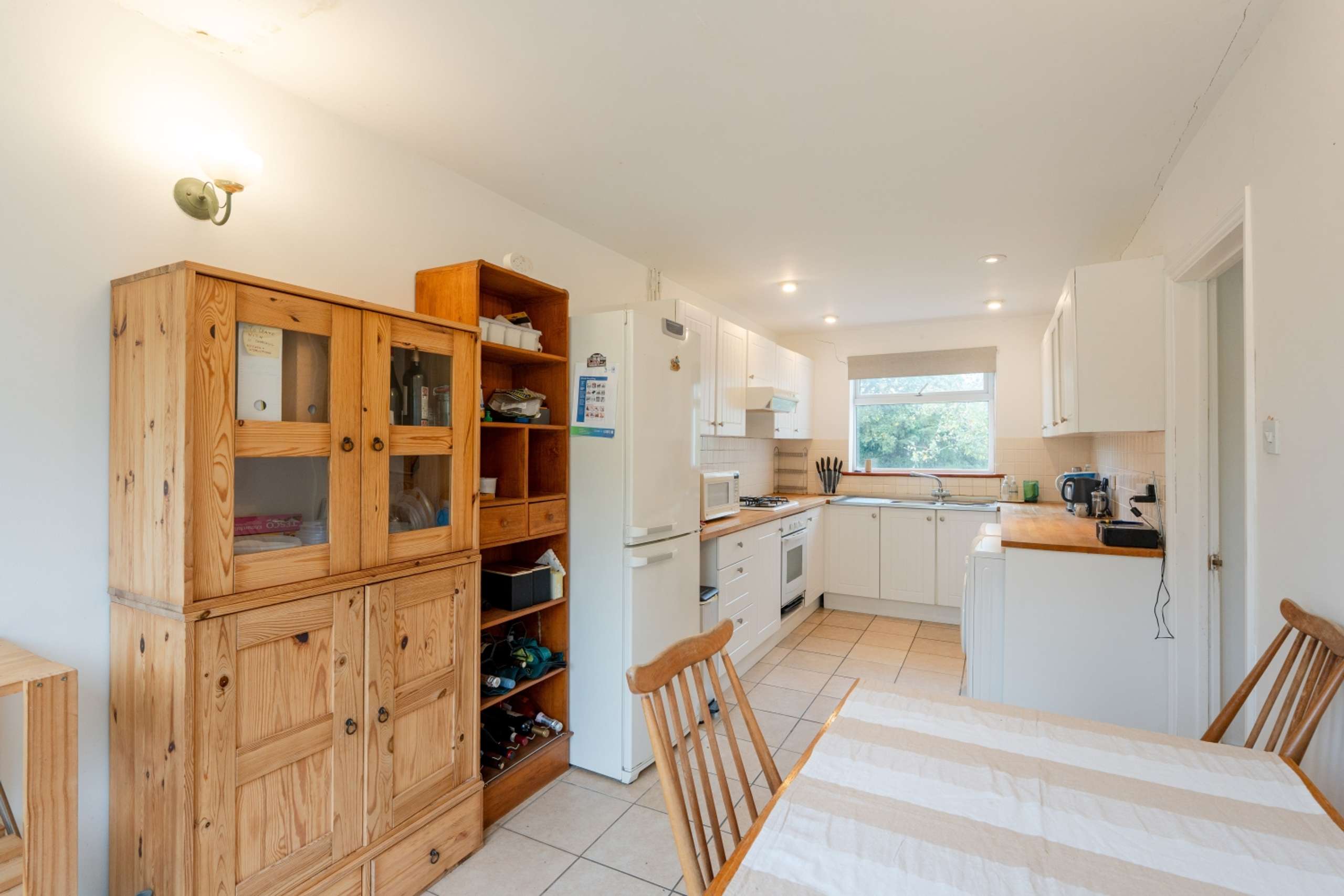 11 Churchill Place-08892