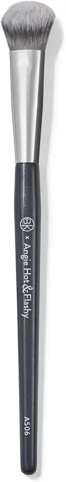 BK BEAUTY BRUSHES - ANGIE HOT & FLASHY A506 CONCEALER - Viral "Kitten Paw" Face Brush - Under-Eye Concealing and Contouring - Makeup Brushes