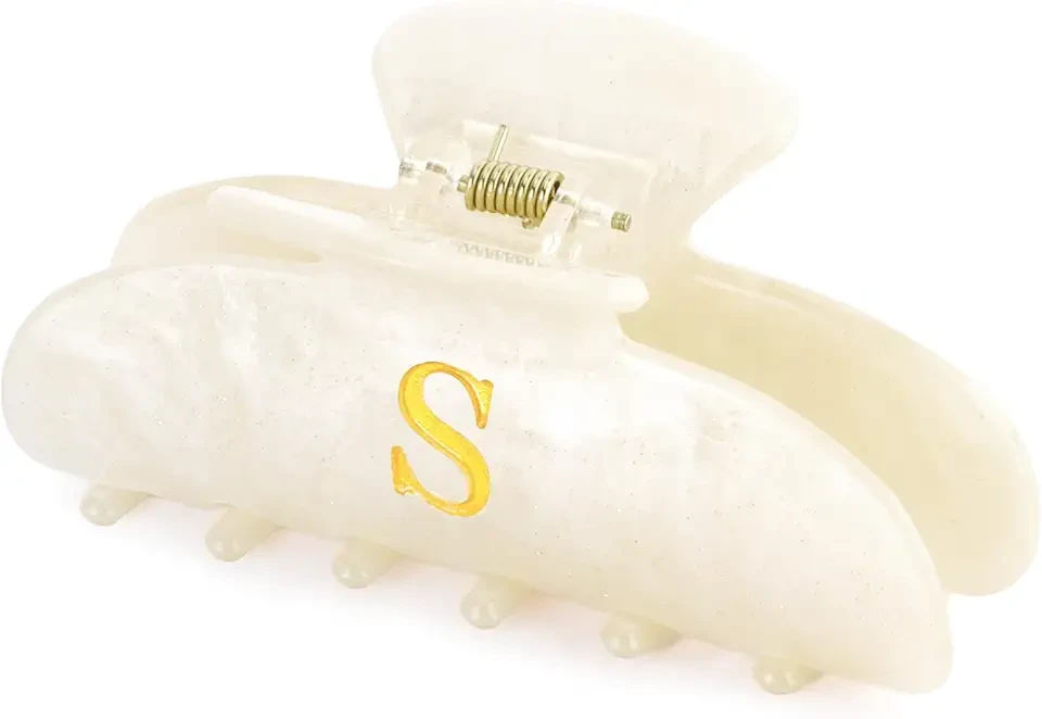 Acrylic Letter "S" Claw Clips for Women, Cute Personalized Hair Clip for Trendy Custom Hair Accessories for Thin Thick Hair