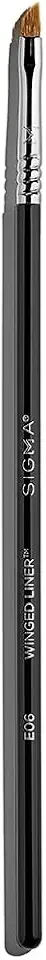 E06 Winged Liner™ Brush — Fine Angled Eyeliner Brush with Pointed Tip for Meticulously Applying Gel and Liquid Eyeliner, For Cat Eyeliner & Winged Liner (1 Brush)