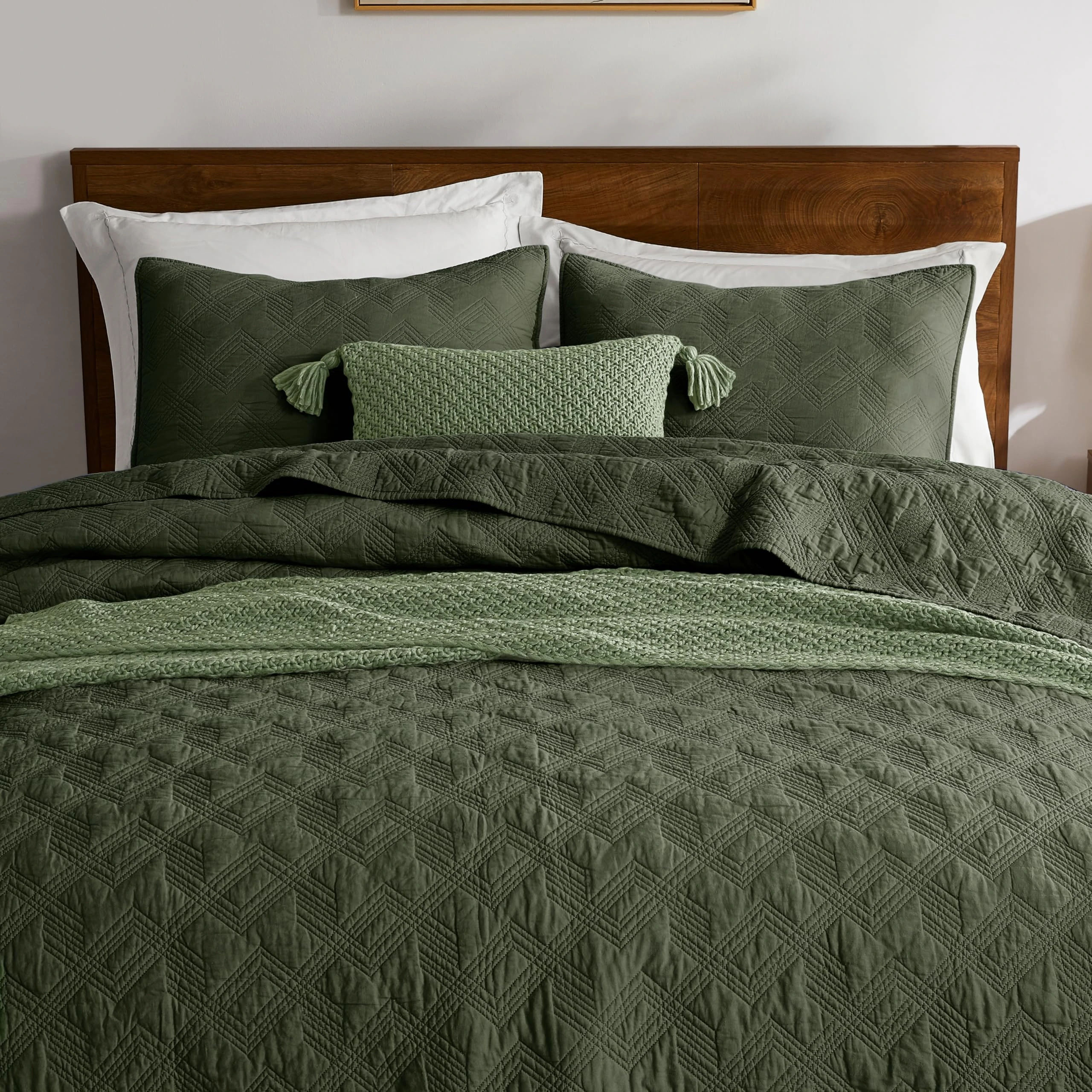 WDCOZY 100% Cotton Queen Size Quilt Set - Olive Green Pre-Washed Soft Lightweight Modern Bedspread, Farmhouse Country Rustic Coverlet, Textured Like Linen, Shabby Chic Gauze Bedding, 3 Pieces