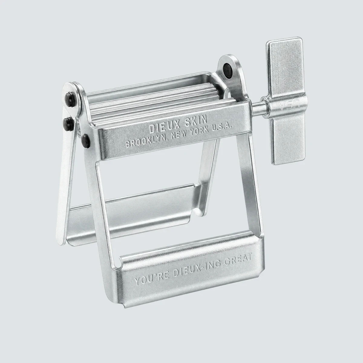 Dieux x Gill Mechanical Tube-Wringer | Dieux Skin