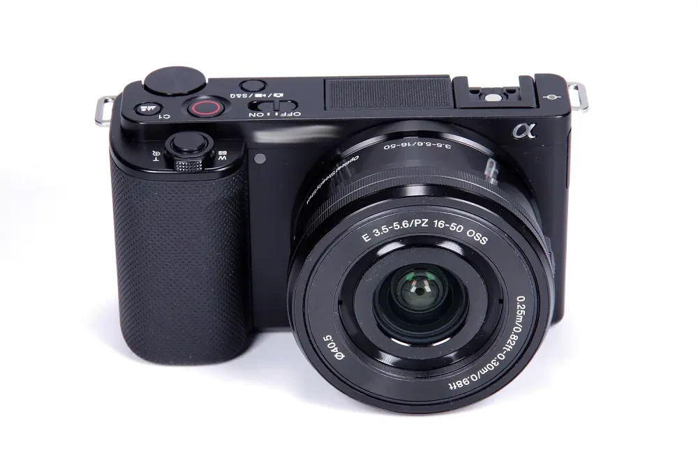 ZV-E10 Mirrorless Camera with 16-50mm II Lens (Black) ZVE10KB