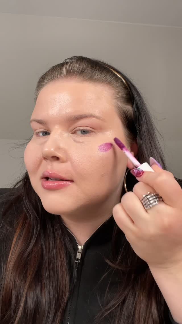 Video by amandafrischbeauty