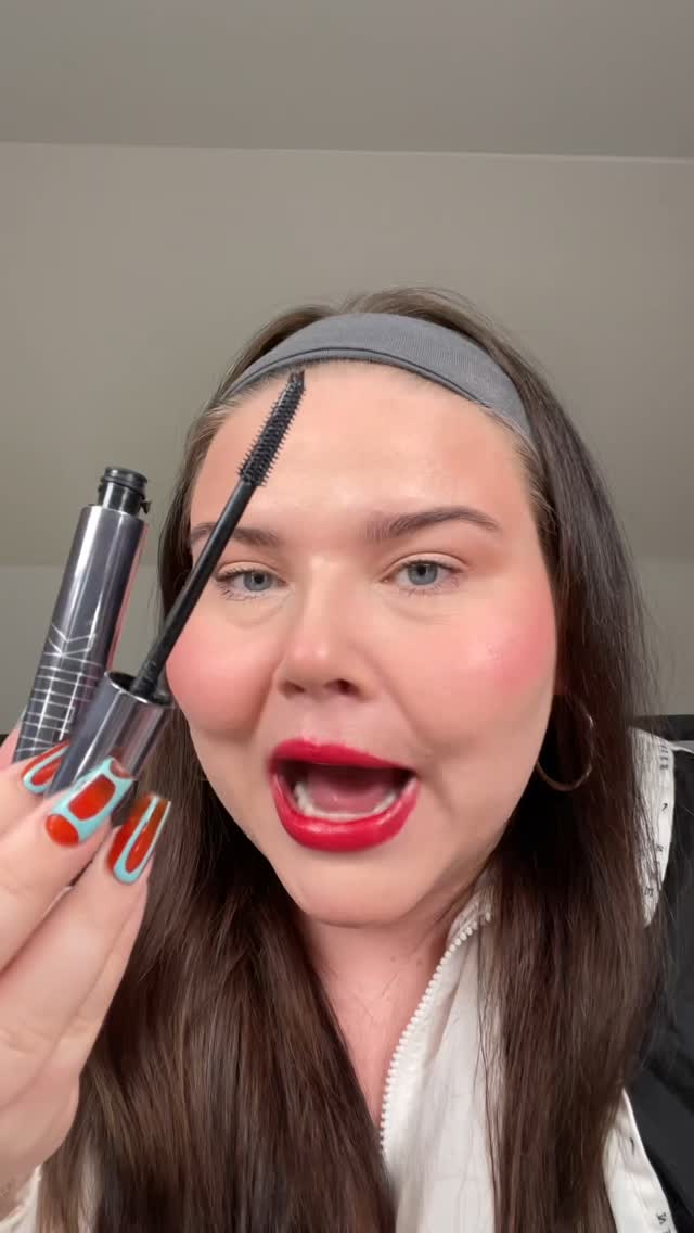 Video by amandafrischbeauty