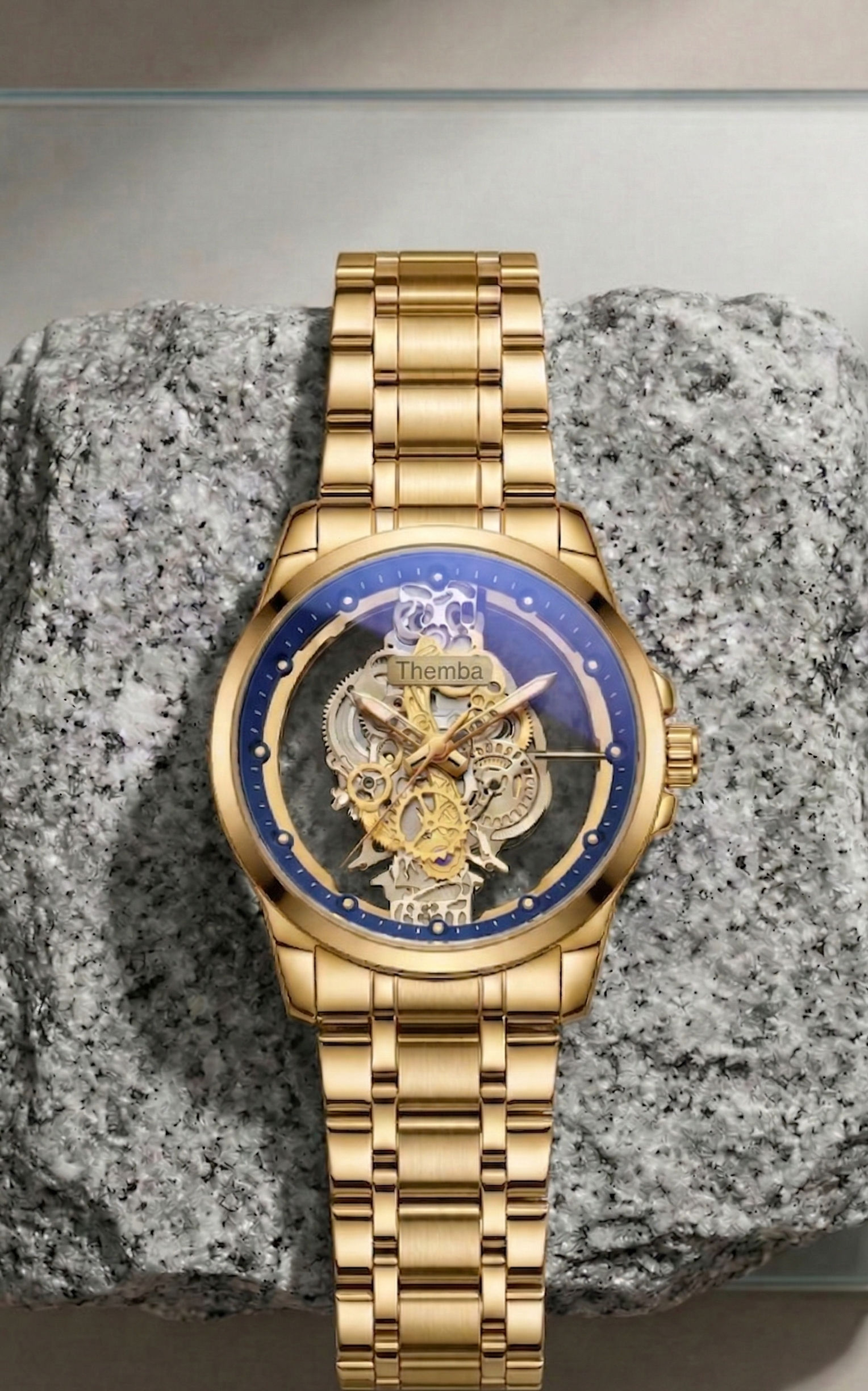 Transparent linked straps gold view 2