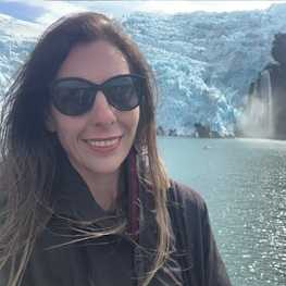 Canada Holiday Expert Cheryl