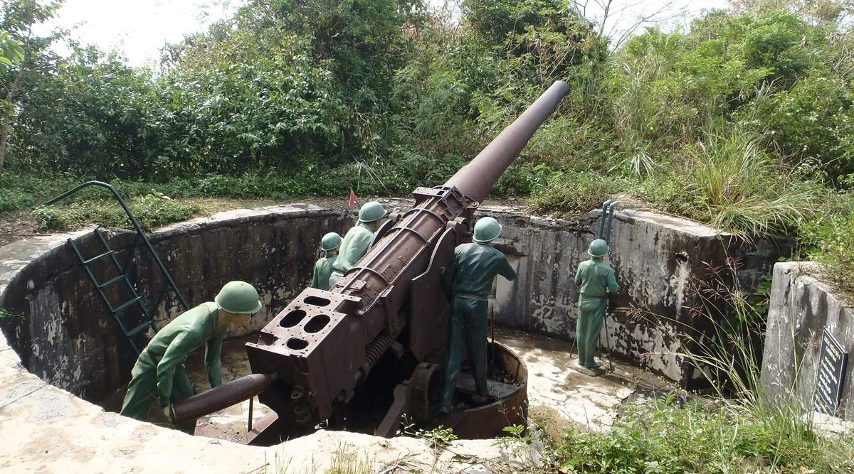 Than Cong Fortress attracts visitors with its glorious historical value and majestic natural scenery