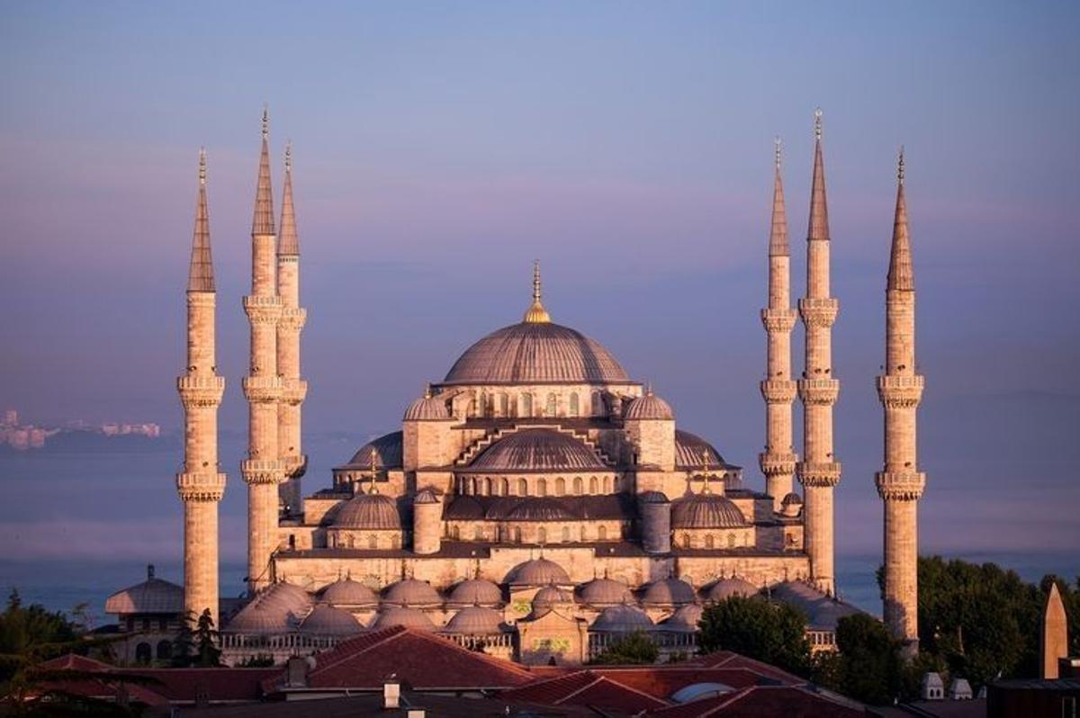 Hagia Sophia – nơi thời gian dường như dừng lại để lắng nghe lịch sử.