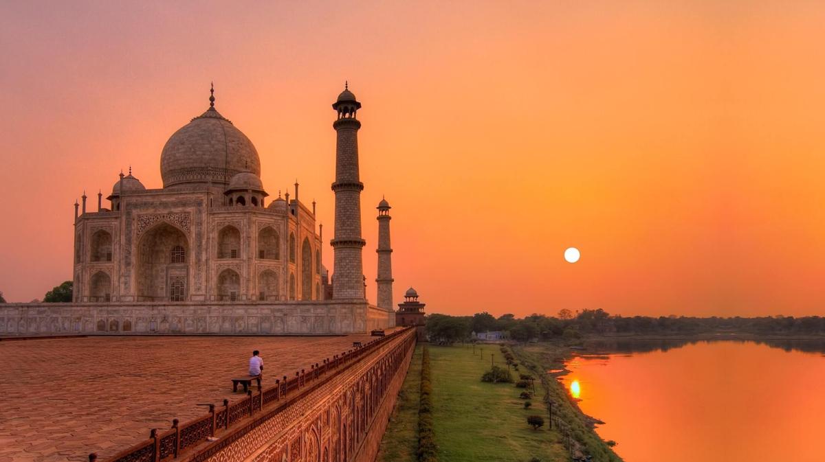 Đền Taj Mahal - một kiệt tác kiến trúc và biểu tượng của tình yêu vĩnh cửu