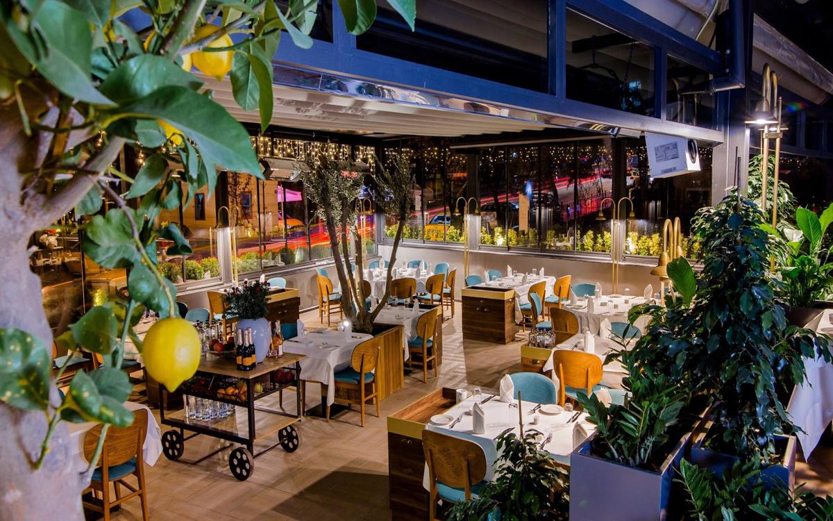 An ideal destination to explore traditional dishes, from tender lamb stews to Ankara’s distinctive flavors.