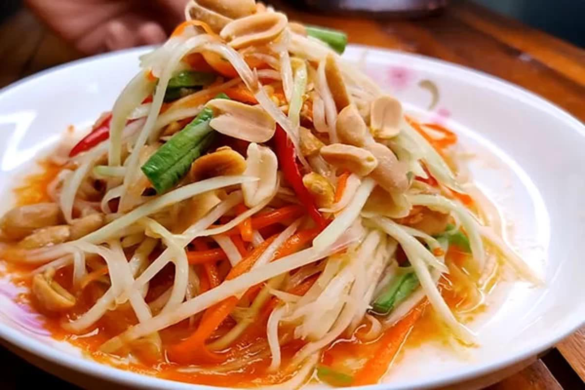 Pad Thai chính là “quốc hồn quốc túy” của ẩm thực Thái Lan mà ai ăn một lần cũng nhớ mãi!